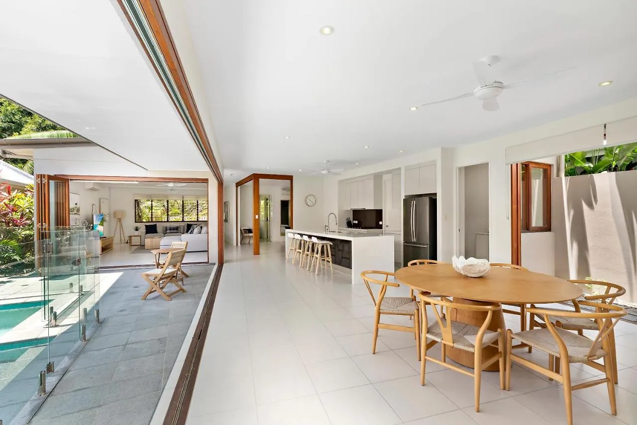 Bird Of Paradise Holiday Home With Heated Pool بالم كوف